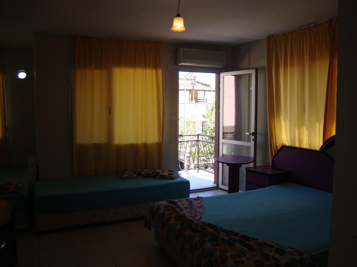 Degerli Motel Seferihisar Buitenkant foto