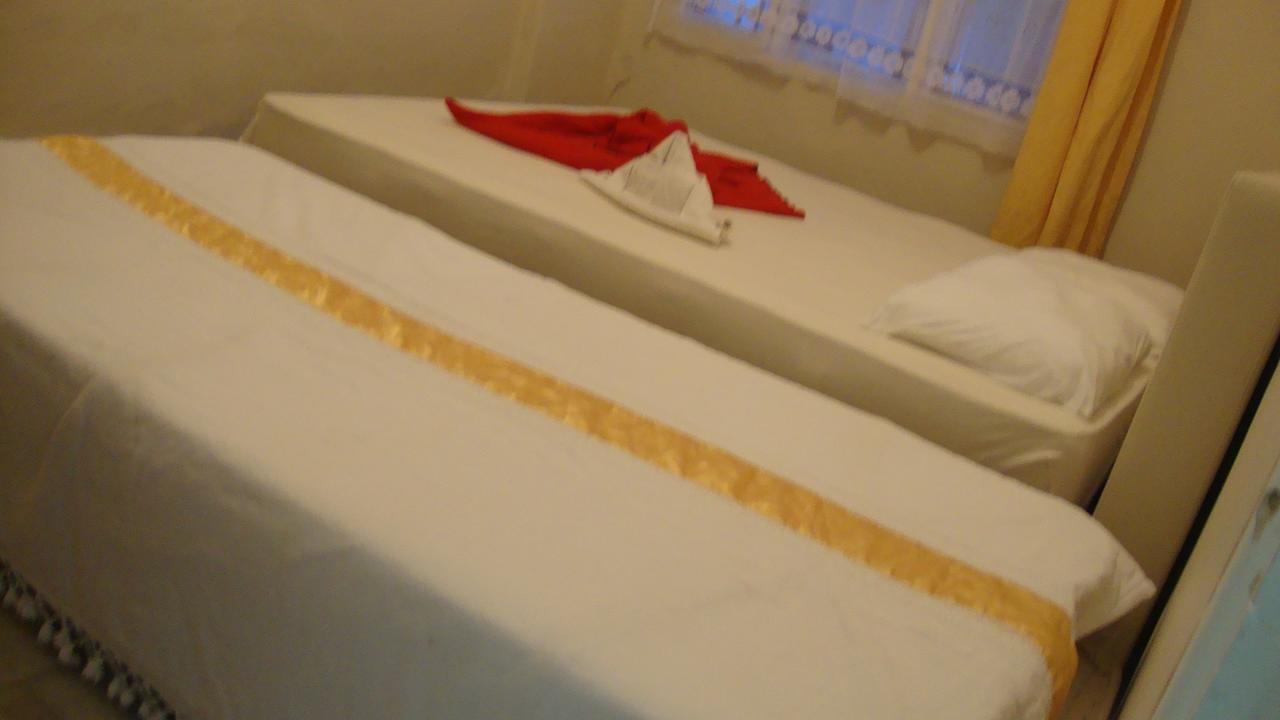 Degerli Motel Seferihisar Buitenkant foto